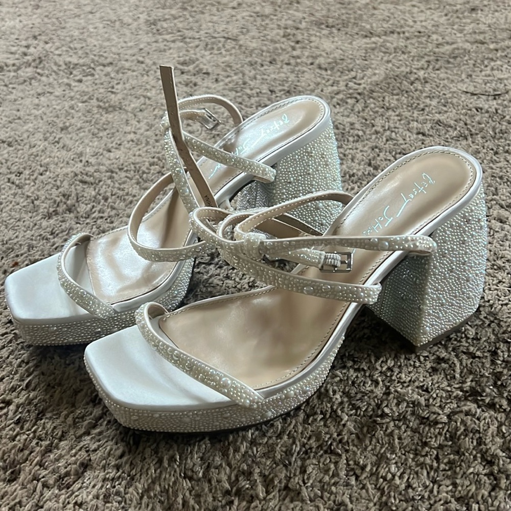 Betsey johnson iridescent chunky wedding heel